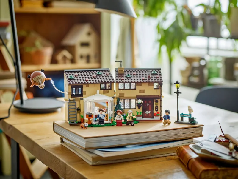 LEGO Privet Drive: Vizita mătușii Marge