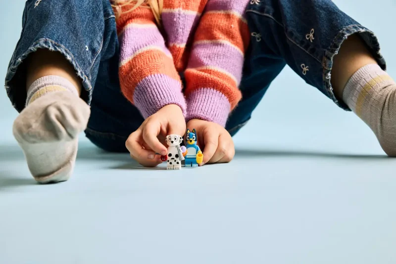 LEGO Distracție la locul de joacă cu Blue și Chloe