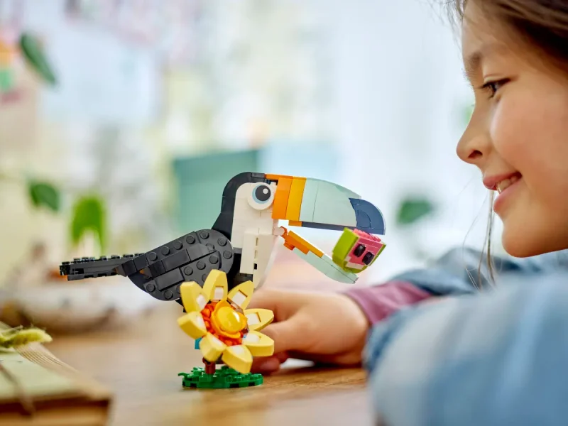 LEGO Animale sălbatice: Tucan tropical