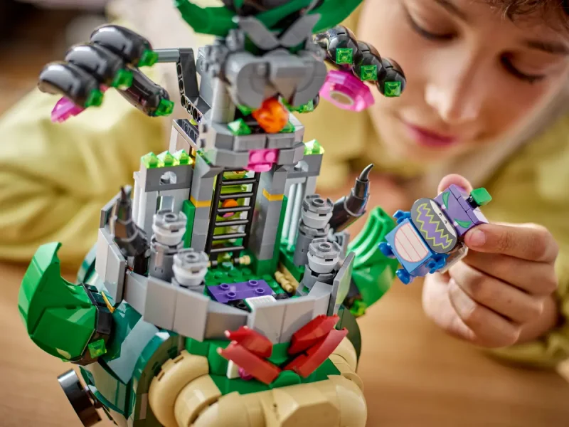 LEGO Prince Florian și Castle Bowser