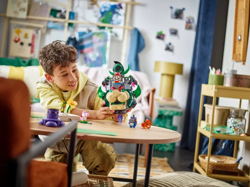 LEGO Prince Florian și Castle Bowser