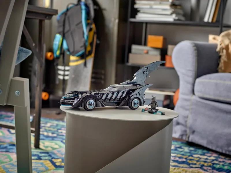 LEGO Batmobilul din Batman Forever™