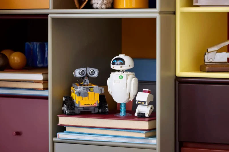 LEGO WALL-E și EVE