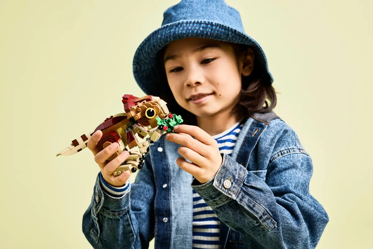 LEGO Puiul de dinozaur Dolores: Aquilops