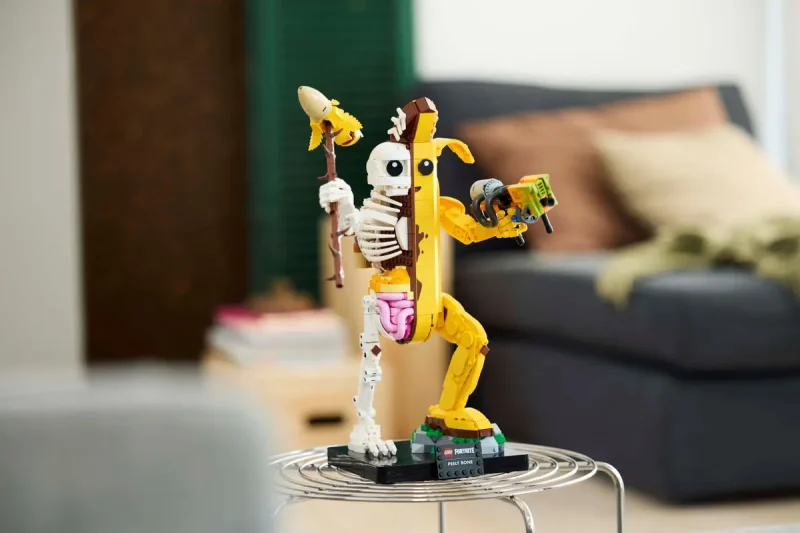 LEGO Peely Bone
