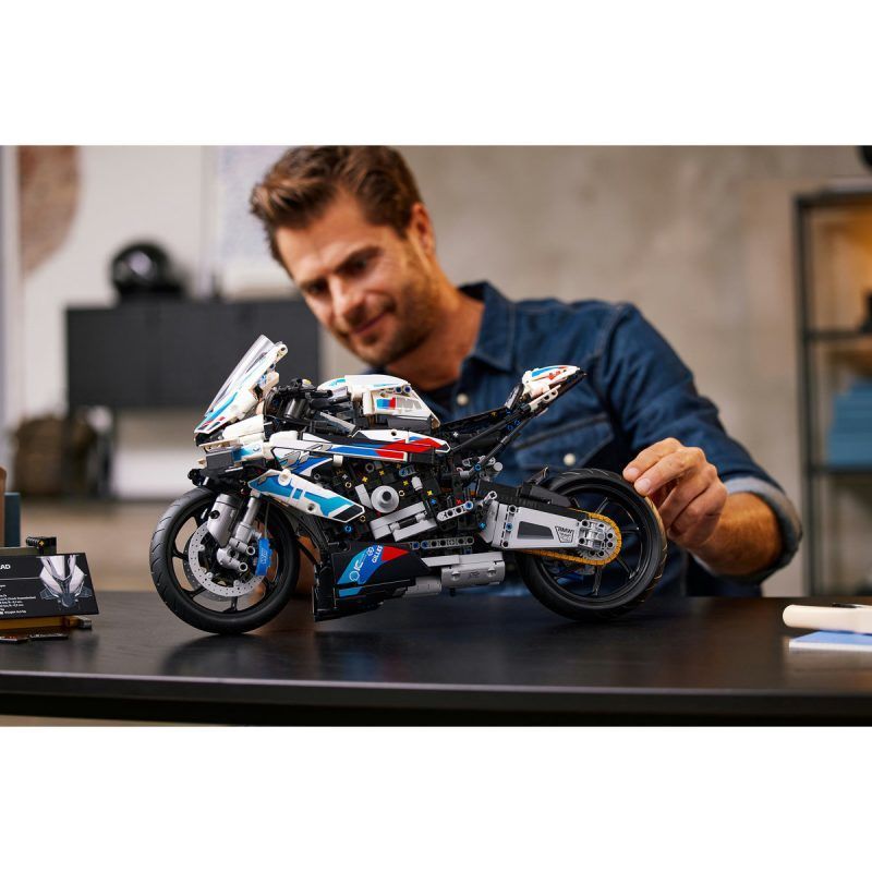 LEGO BMW M 1000 RR