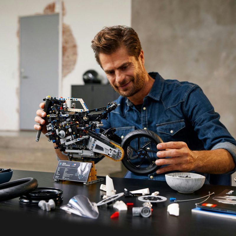 LEGO BMW M 1000 RR