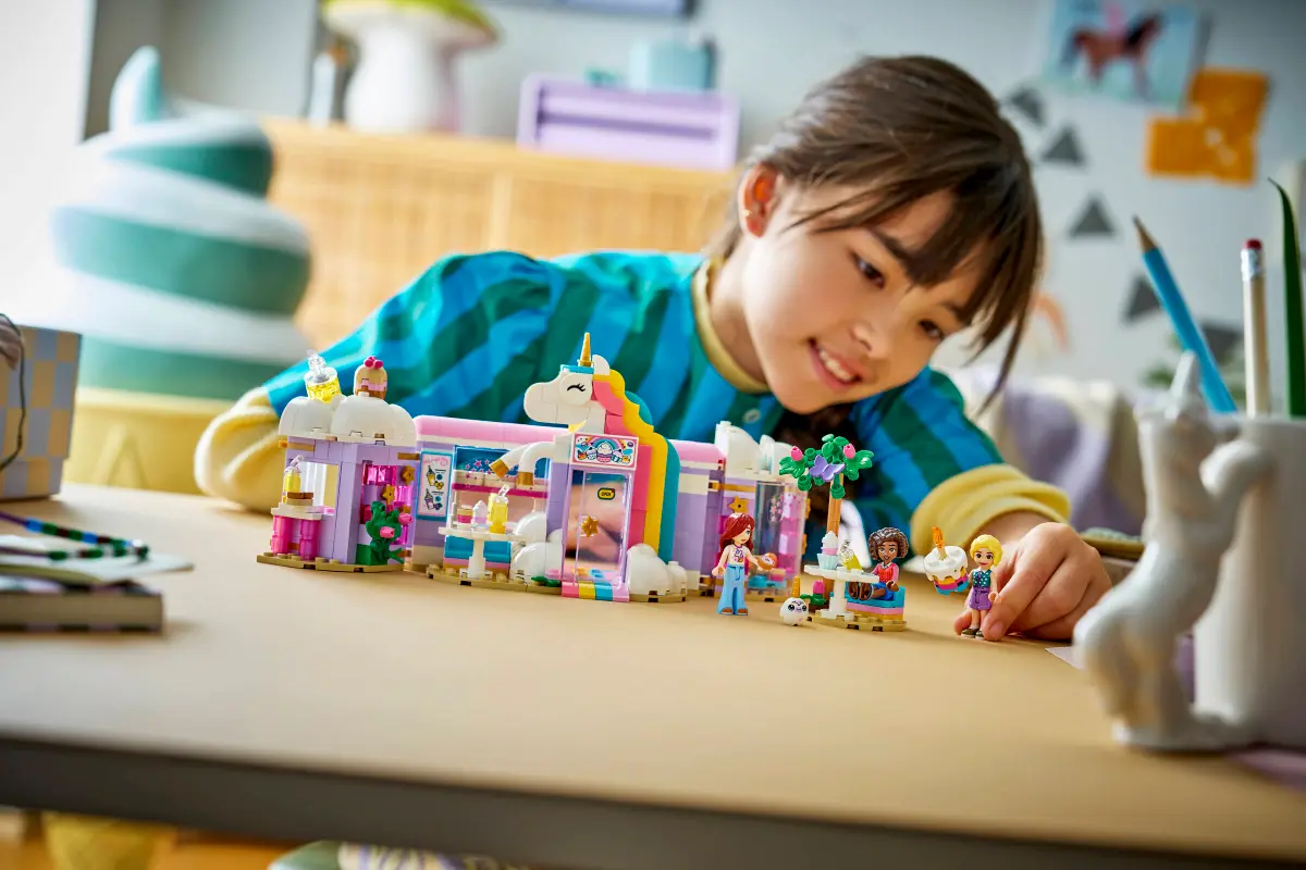 LEGO Cafeneaua de vis Unicorn - imagine 4