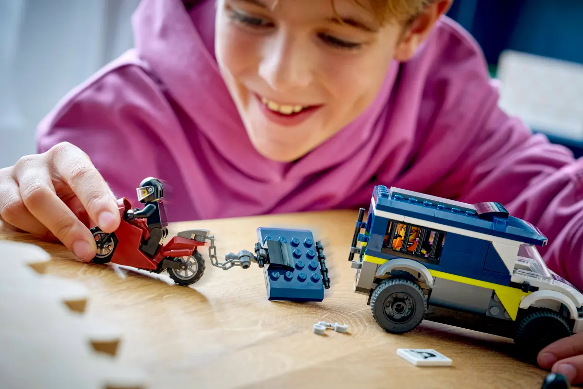 LEGO Duba pentru prizonieri a poliției - imagine 3