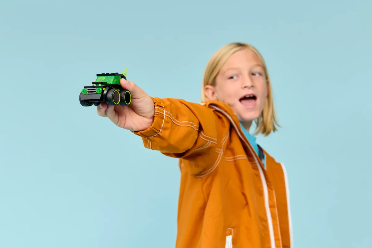 LEGO Vehicule – Mașină de curse din jocuri video - imagine 3