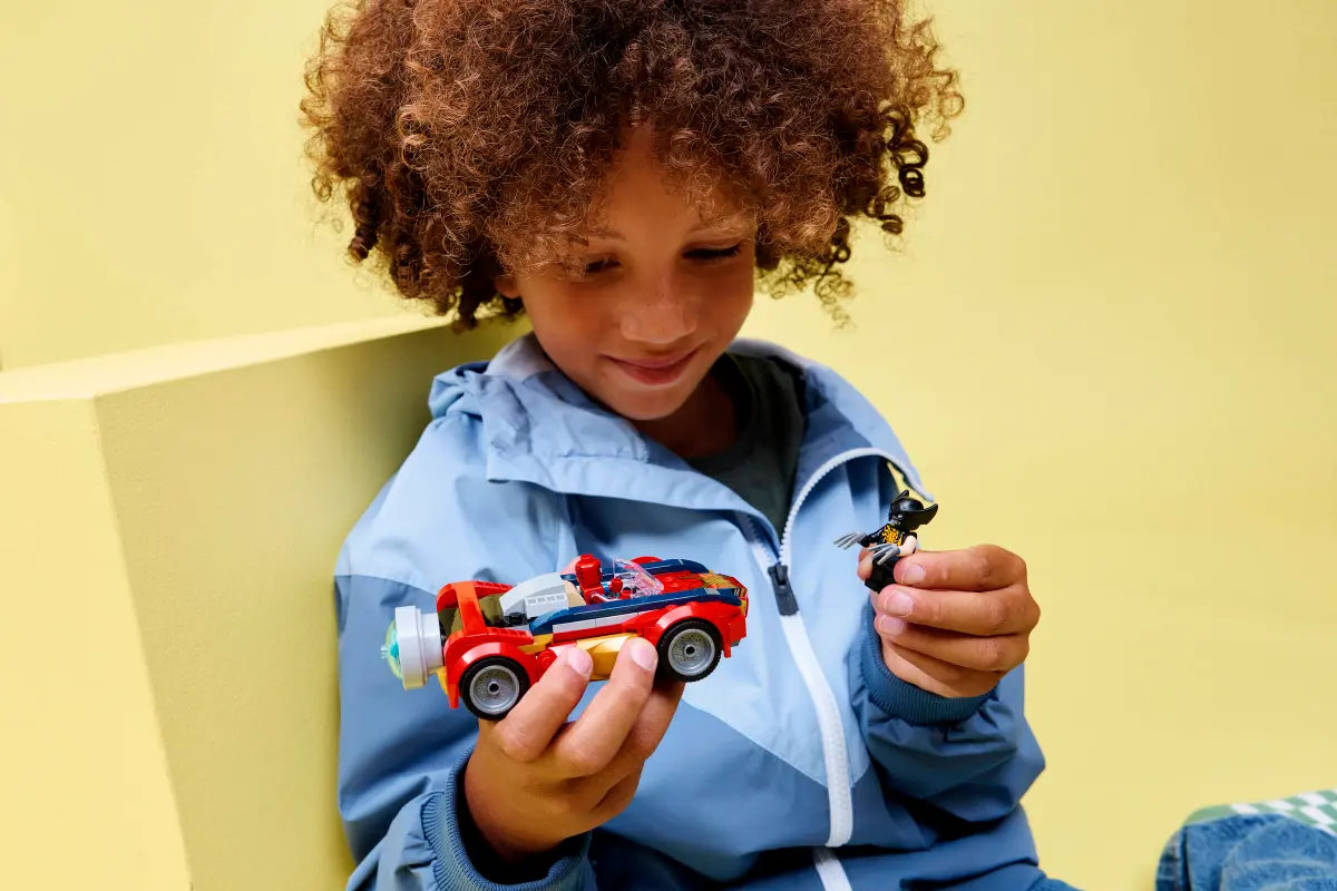 LEGO Omul Păianjen în mașină vs Wolverine venomizat - imagine 3