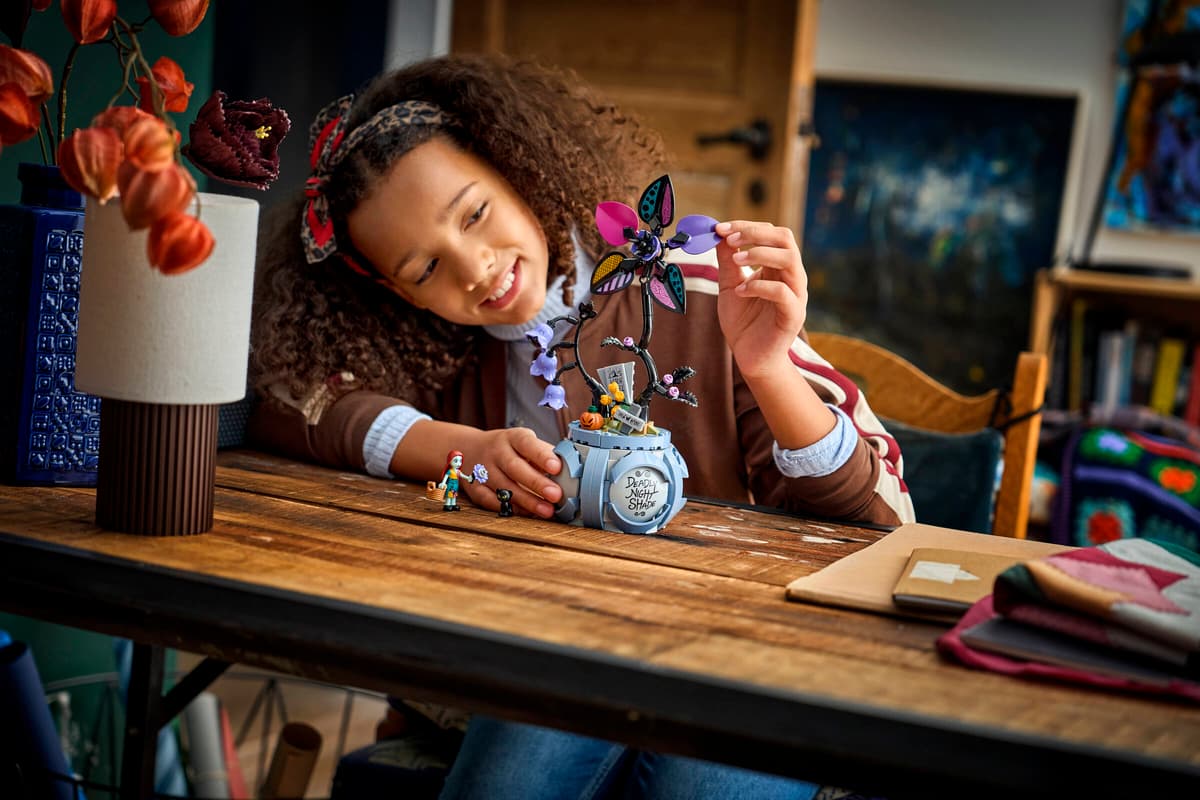 LEGO Ghiveciul lui Sally - imagine 3