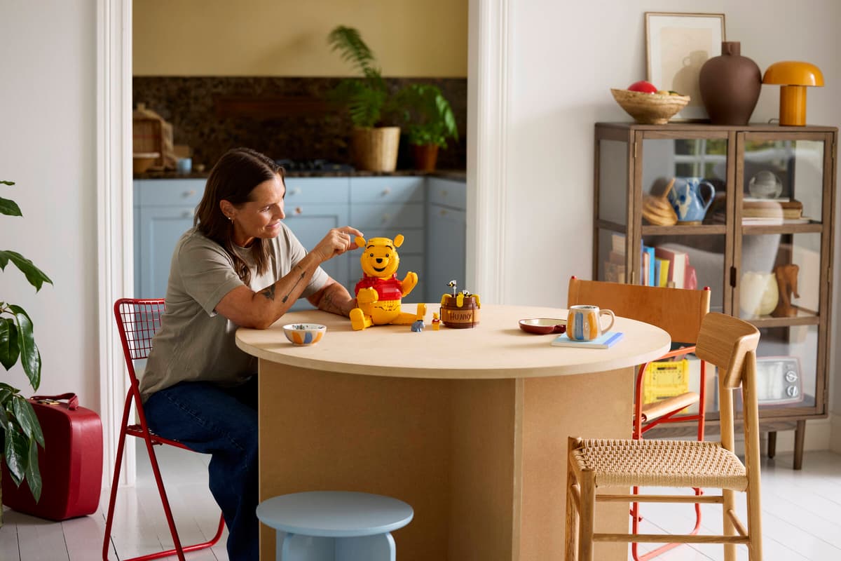 LEGO Winnie de Pluș - imagine 4