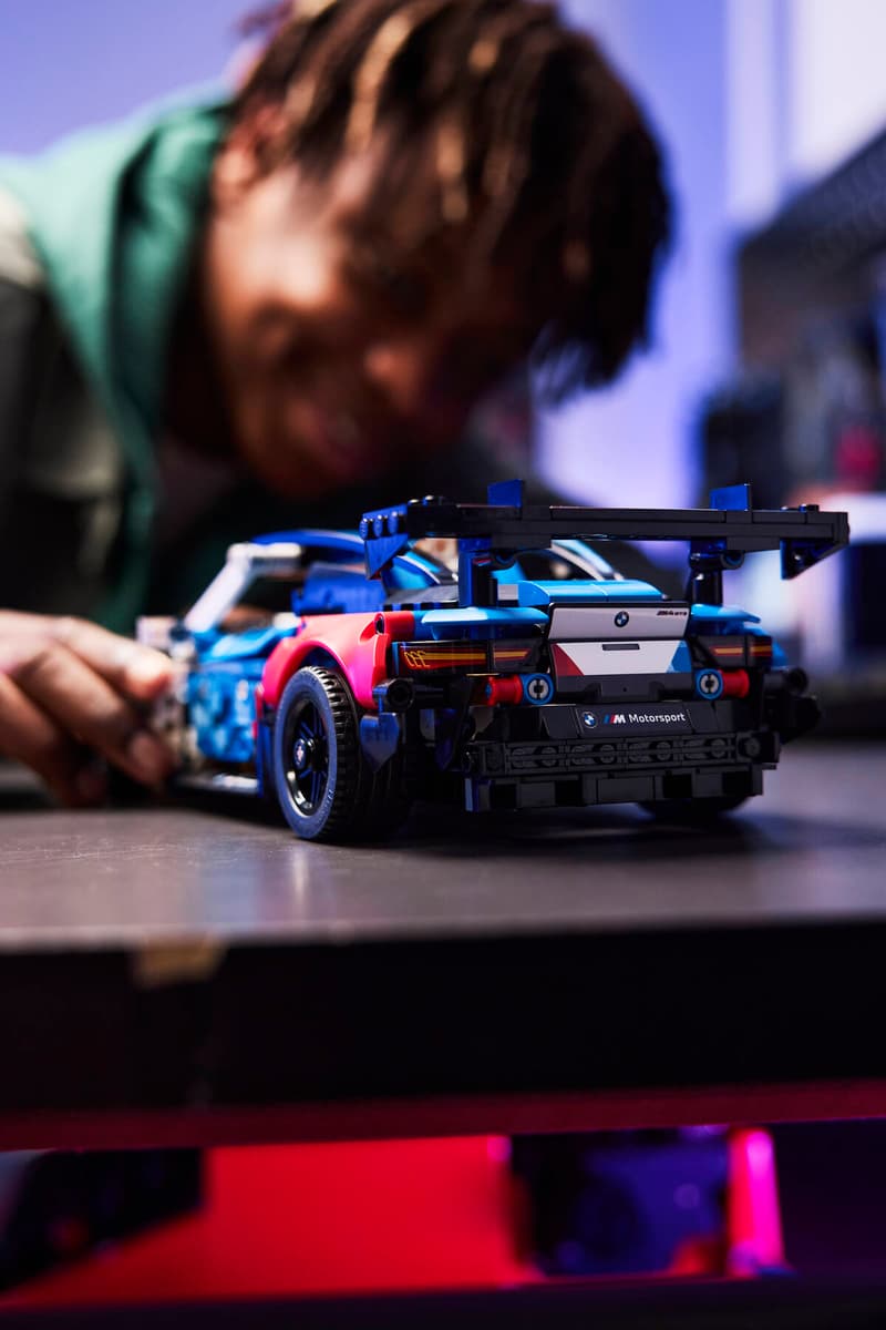 LEGO Mașina de curse BMW M4 GT3 EVO - imagine 3