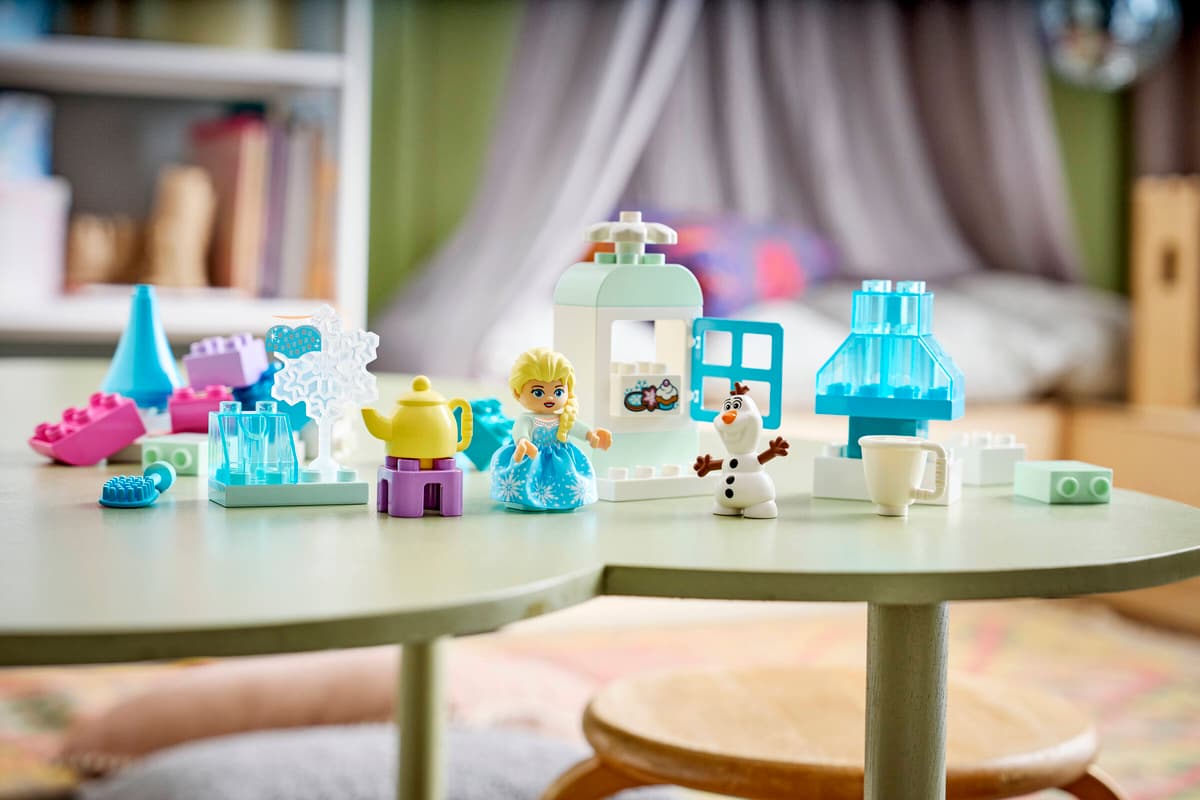 LEGO Cutie creativă cu Elsa și Olaf din Regatul de gheață - imagine 2