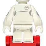 - LEGO Minifigurina Disney 100 Baymax