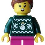 - LEGO Carol Choir Caroler Girl (hol406)