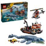 - LEGO Un Mosasaurus atacă o barcă