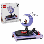 - LEGO Luna din concertele Oliviei Rodrigo