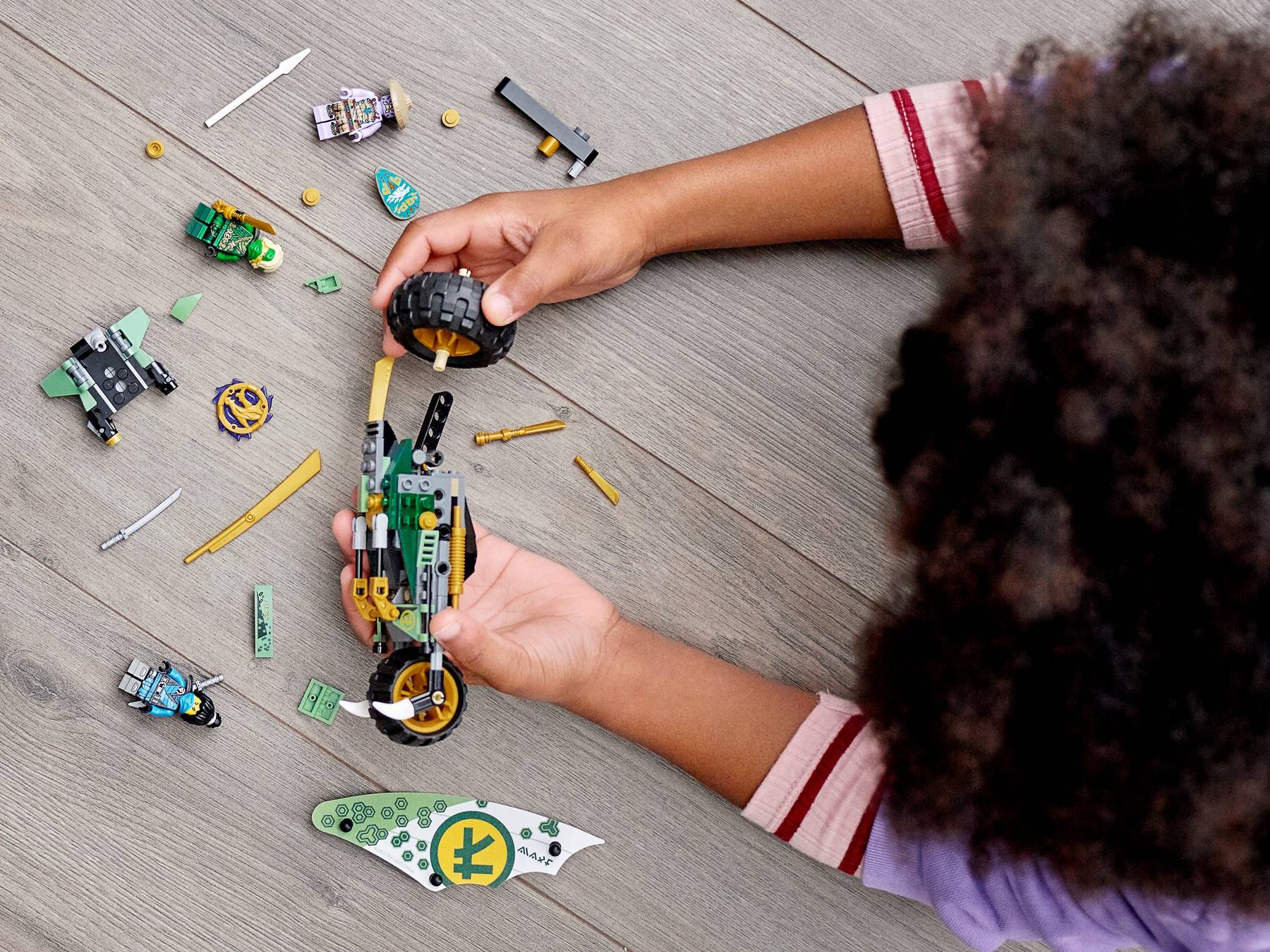 LEGO Motocicleta chopper a lui Lloyd (desigilat) - imagine 3