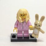 - Minifigurina LEGO seria 20 - Pajama Girl