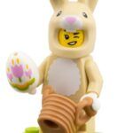- LEGO Minifigurina seria 28: Cute Bunny Costume Fan