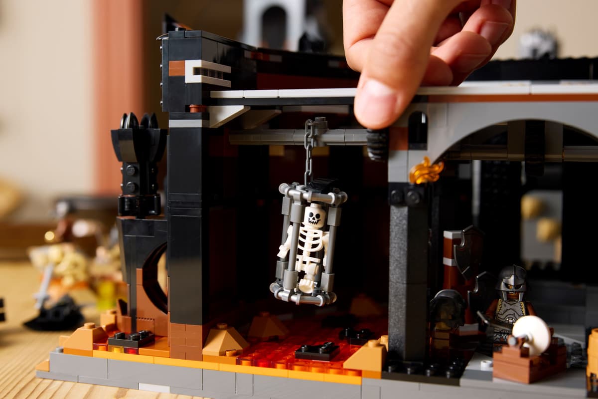 LEGO Stăpânul inelelor: Barad-dûr™ - imagine 3