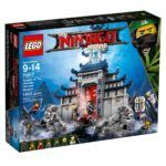 - LEGO Temple of The Ultimate Ultimate Weapon (desigilat)