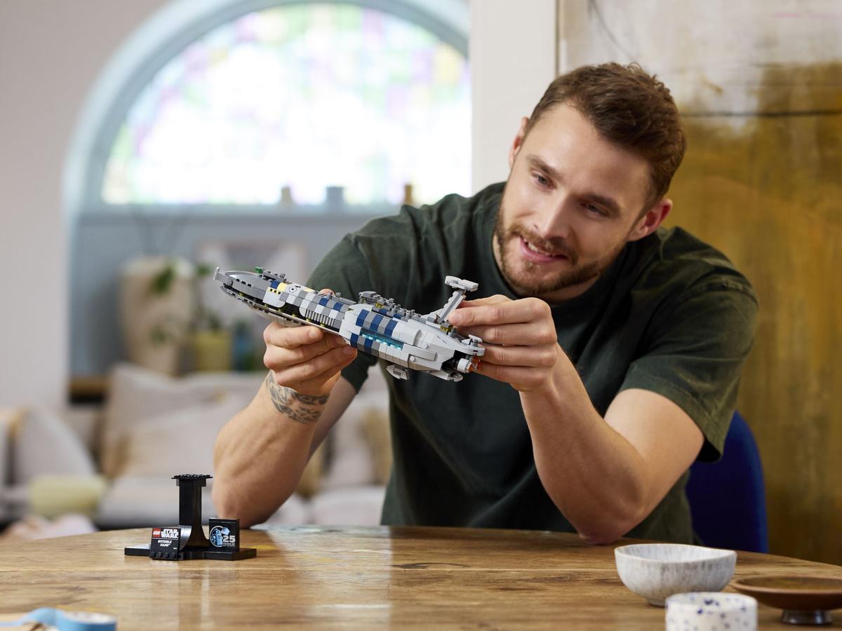 LEGO Invisible Hand™ (desigilat) - imagine 3