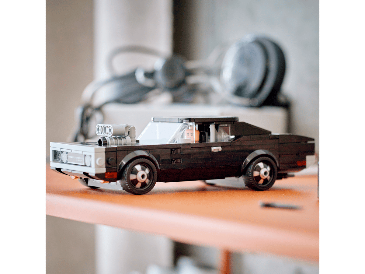 LEGO Dodge Charger R/T 1970 Furios și iute (desigilat) - imagine 3